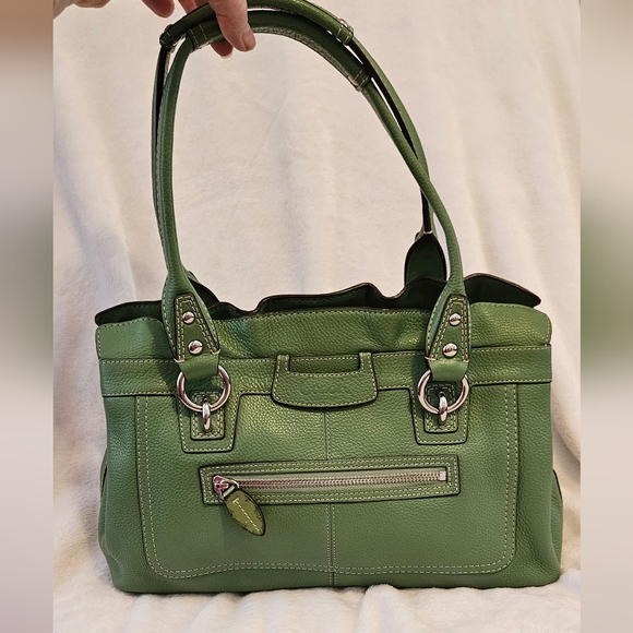 Coach Handbags - Coach Green Penelope Pebbled leather shopper satchel bag  double handles #f14686